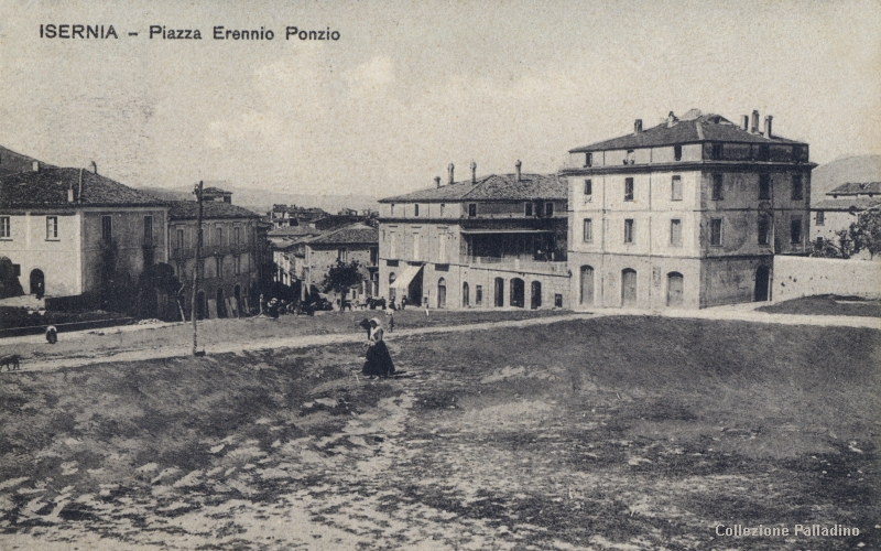 Isernia Piazza Erennio Ponzio (Fiera)